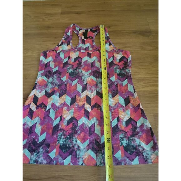 Lukka Workout Tank - Picture 5 of 5